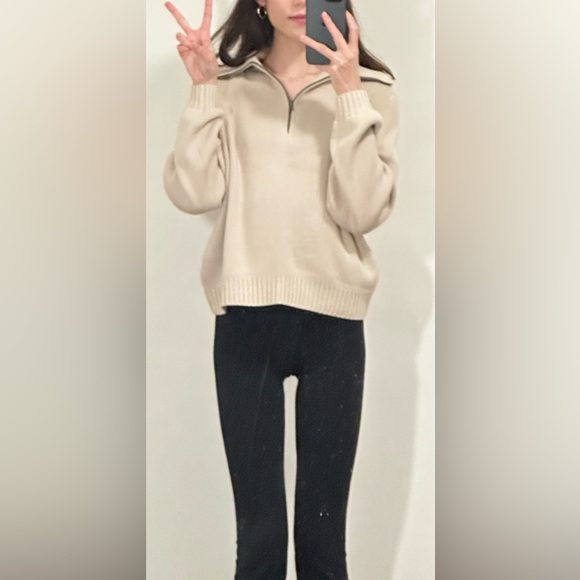 Hollister Oversized Half Zip Sweater in Cream - Picture 4 of 10